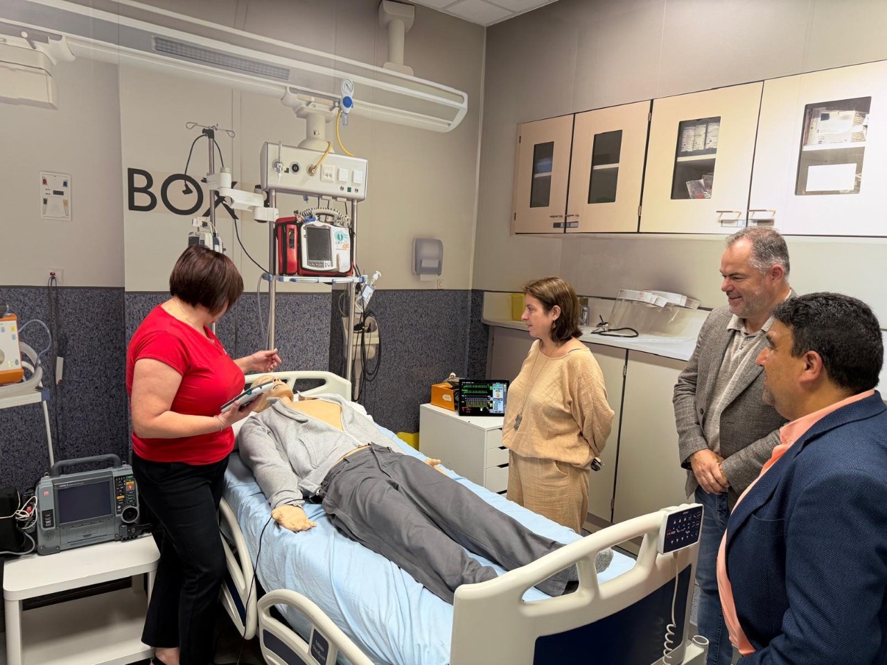 Adriana Lastra visita les instal·lacions de l'Institut d'Emergències i Catàstrofes
