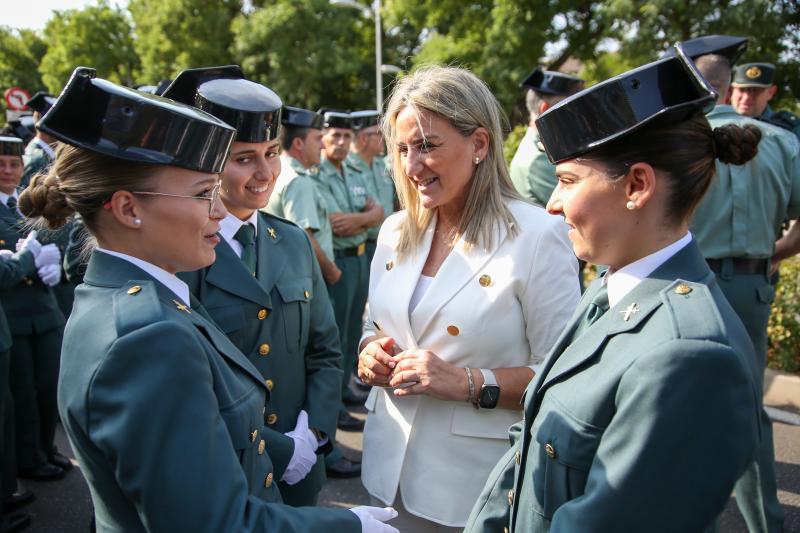 Milagros Tolón rep als alumnes en pràctiques de la Guàrdia Civil que completaran la seva formació a Castella-la Manxa