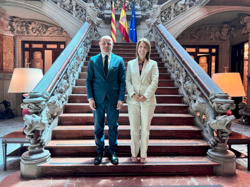 Carlos Prieto rep la nova degana de l'ICAB en la seva primera visita institucional a la Delegació