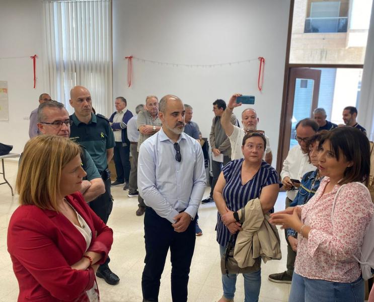 Bernabé: “Hi ha un compromís seriós i ferm de continuar treballant en un pla de continuïtat per la seguretat dels pobles de València”