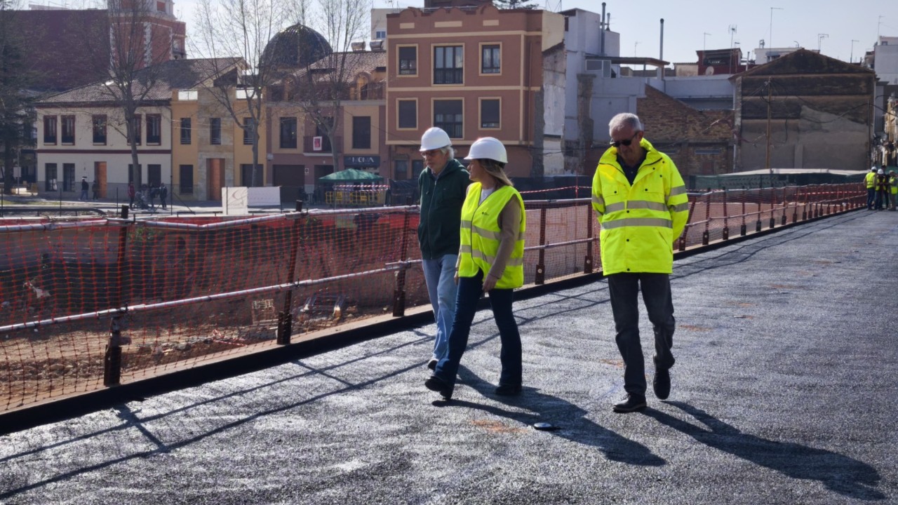 Bernabé: “La pasarela María Cambrils se convierte en un símbolo de reconstrucción y resiliencia” 