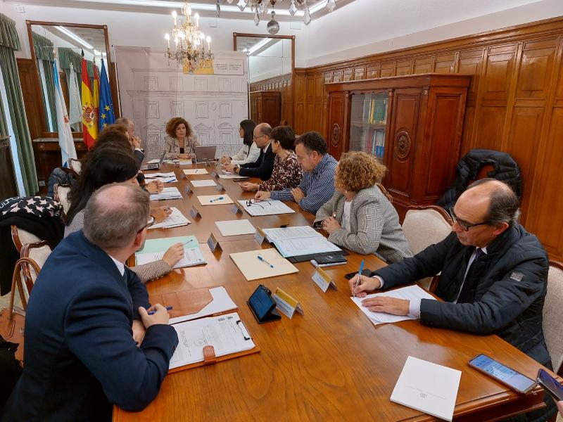 La subdelegada del Govern a la Corunya ha mantingut avui una reunió amb les persones responsables de l'Administració General de l'Estat que tenen un major volum d'atenció a la ciutadania