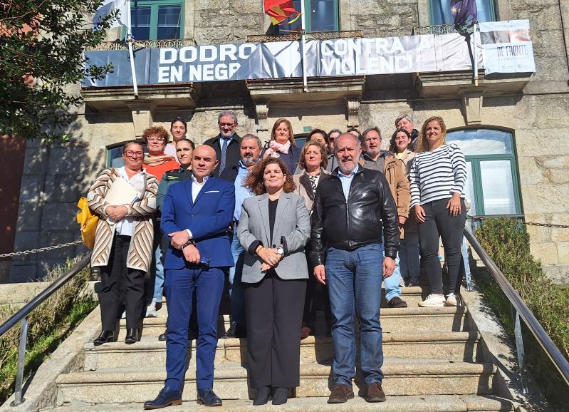 La subdelegada María Rivas, i l'alcalde, Xabier Castro, reforcen el compromís de totes dues administracions en la lluita contra la violència de gènere
