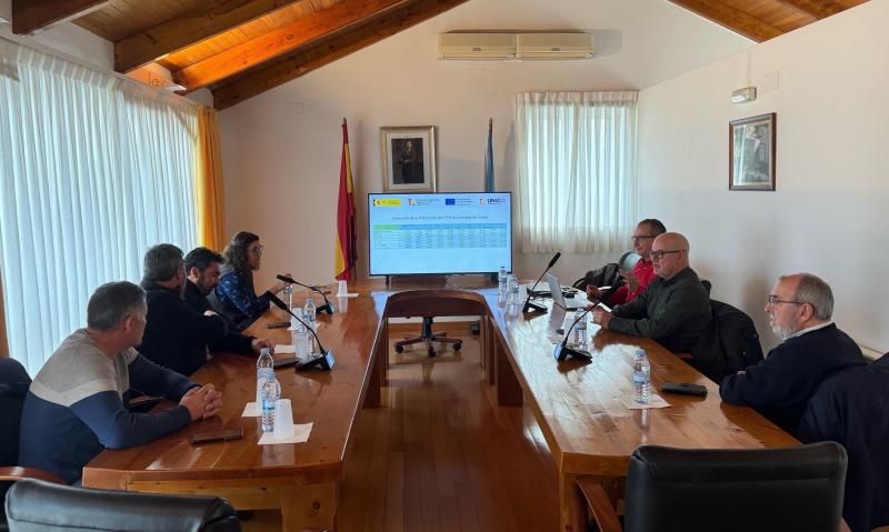 Eladio Santos analitza amb els alcaldes de la Comarca de Viana la implantació de la banda ampla gràcies a diversos projectes del Govern