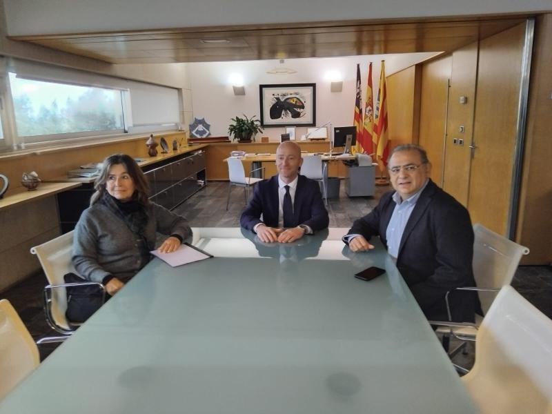 Rodríguez Badal realitza el seu primer viatge oficial a Menorca com a delegat del Govern