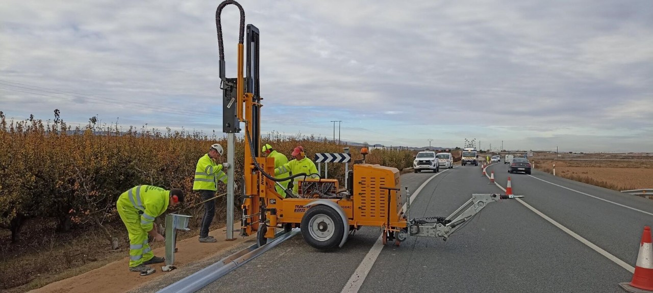 Execució de berma i col·locació barrera.n-232.km 345,100