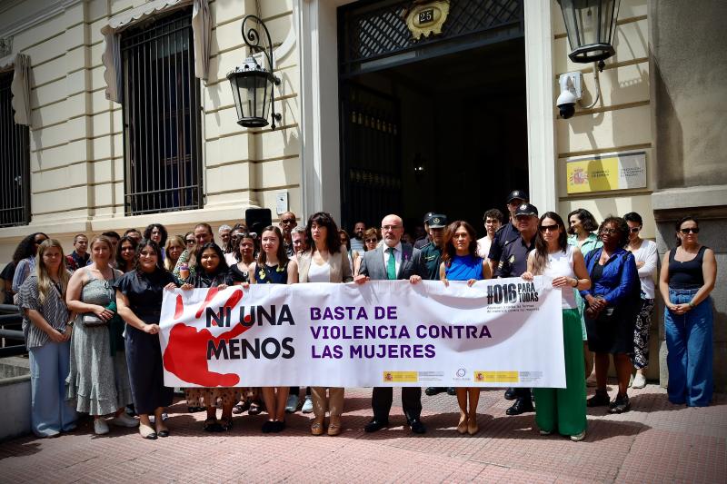Minut de silenci per l'assassinat d'una dona per presumpta violència de gènere a Màlaga