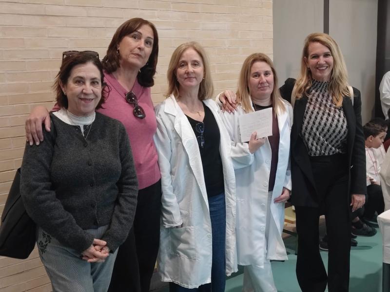 Fernández Treviño visita la Fira de la Ciència del CEIP ‘Encarna León’