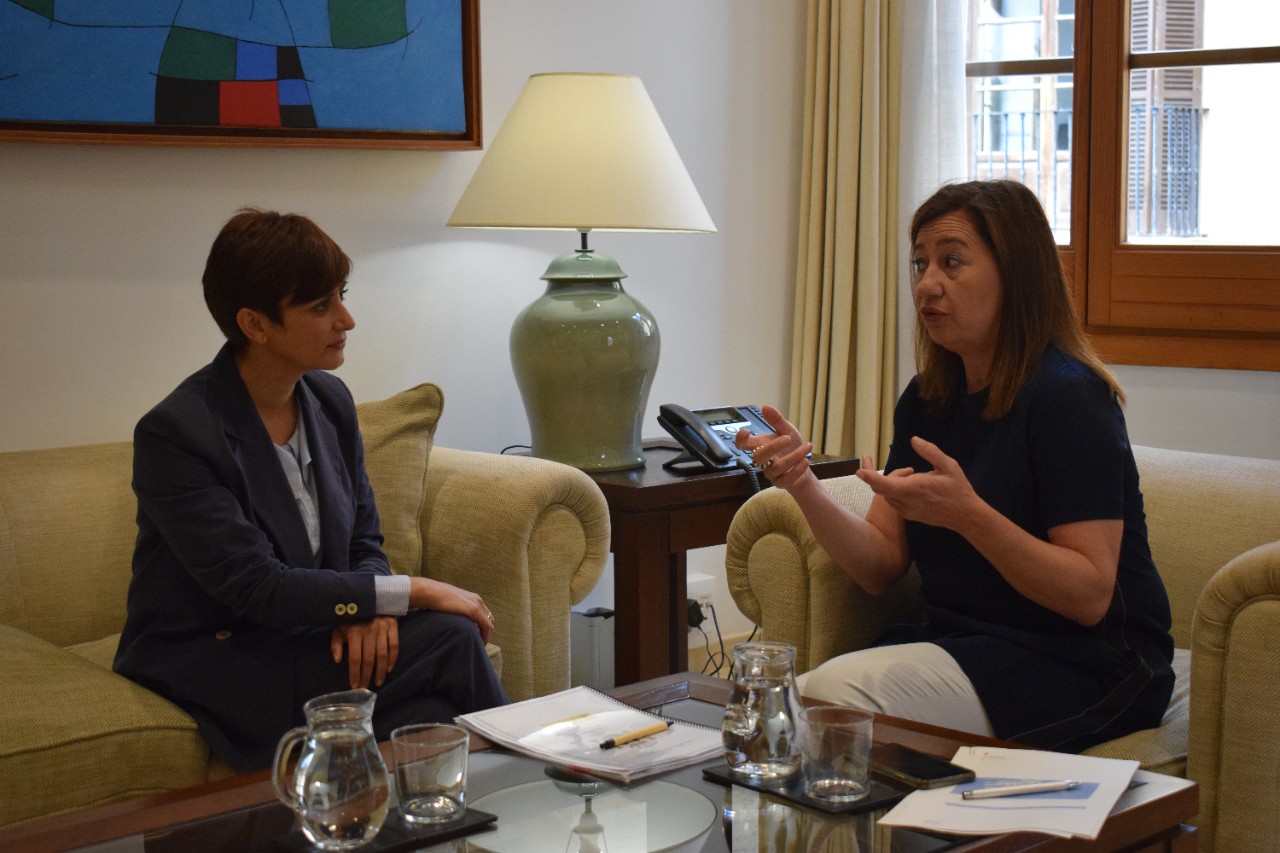 Reunió i roda de premsa amb Francina Armengol