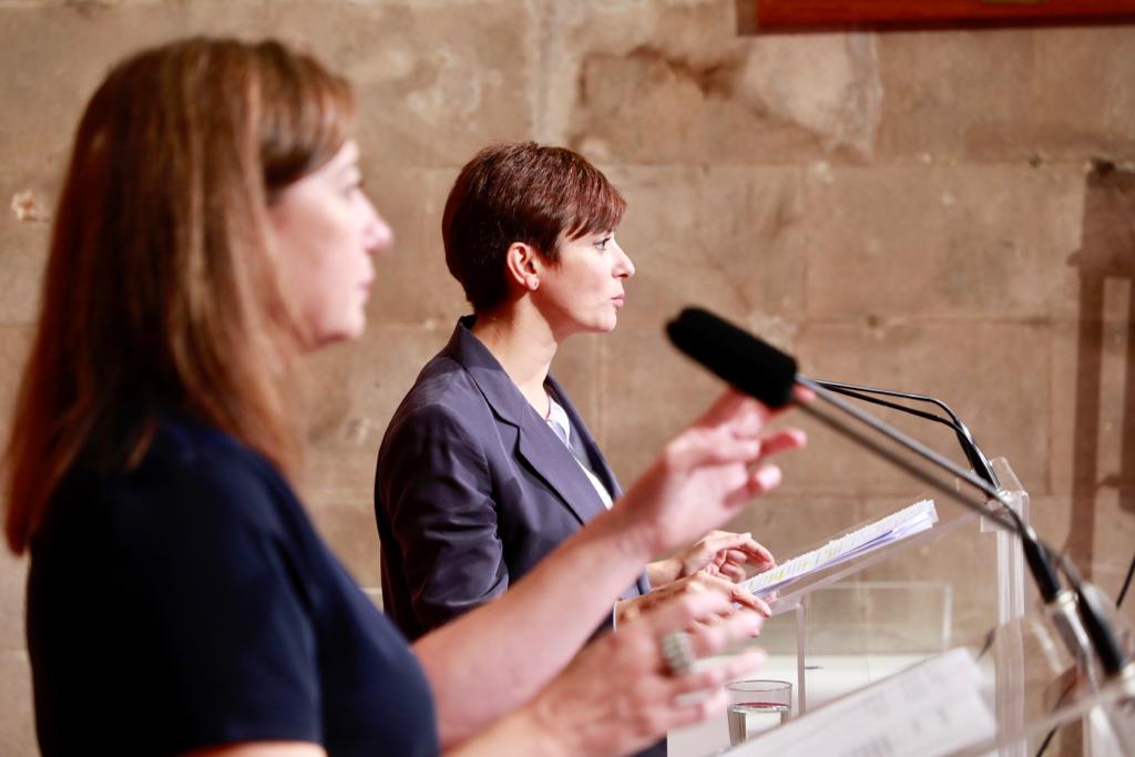 Reunió i roda de premsa amb Francina Armengol