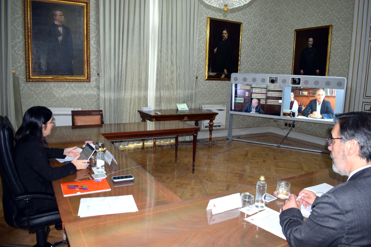 Carolina Darias aborda amb els consellers de Funció Pública de Múrcia, La Rioja i Navarra el procés de desescalada en les AAPP i la situació de l'ocupació pública