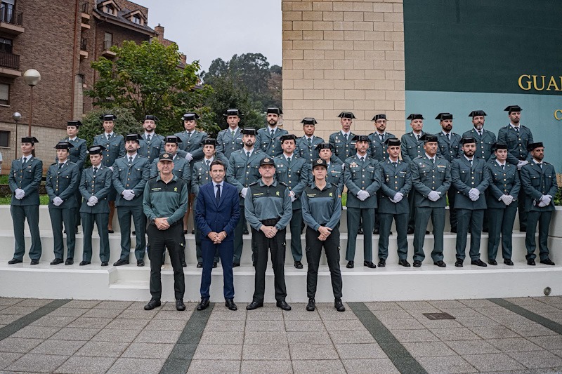 Foto de familia del acto