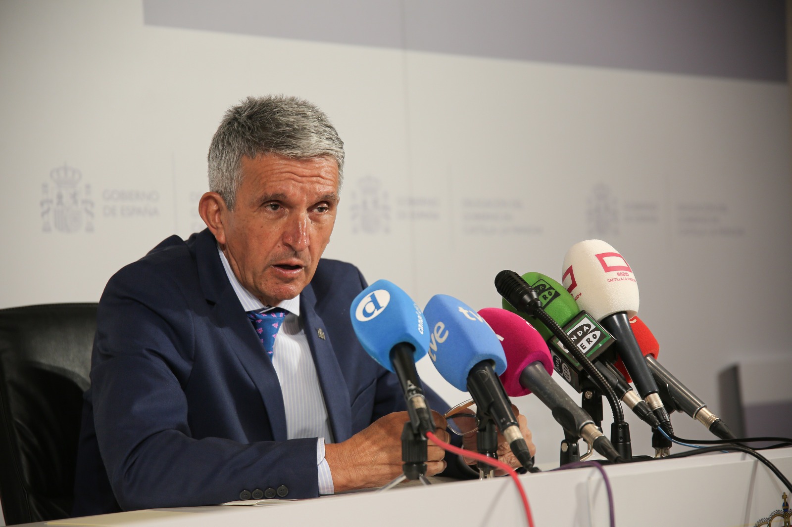 Minuto de silencio na Delegación do Goberno