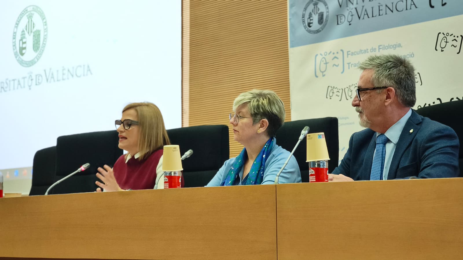 Inauguración conversatorio La aplicación de la perspectiva de género en los medios de comunicación