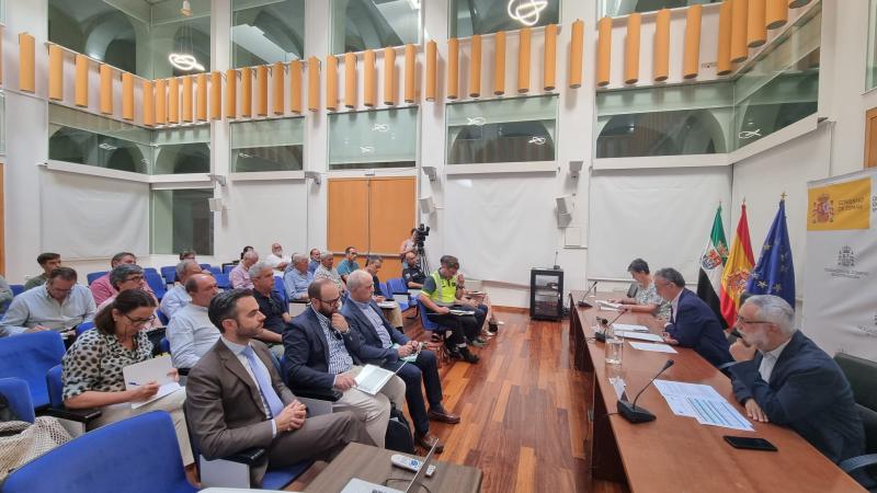 La Delegación del Gobierno insiste en la importancia del control en el transporte del tomate por carretera para evitar accidentes e incidencias en las vías de comunicación