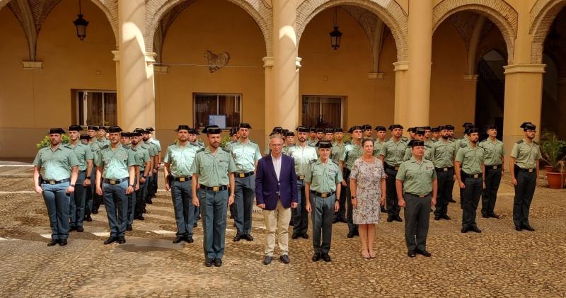 Quintana asiste al acto de incorporación de 47 nuevos agentes en práctica de la Guardia Civil en Extremadura