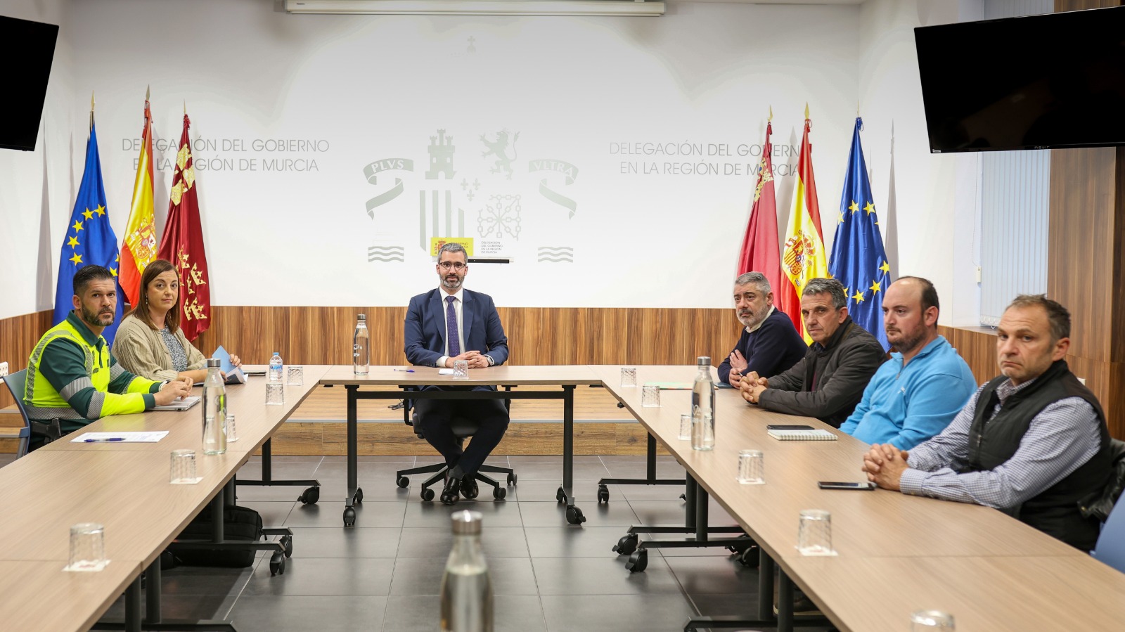 Reunión previa con los agricultores