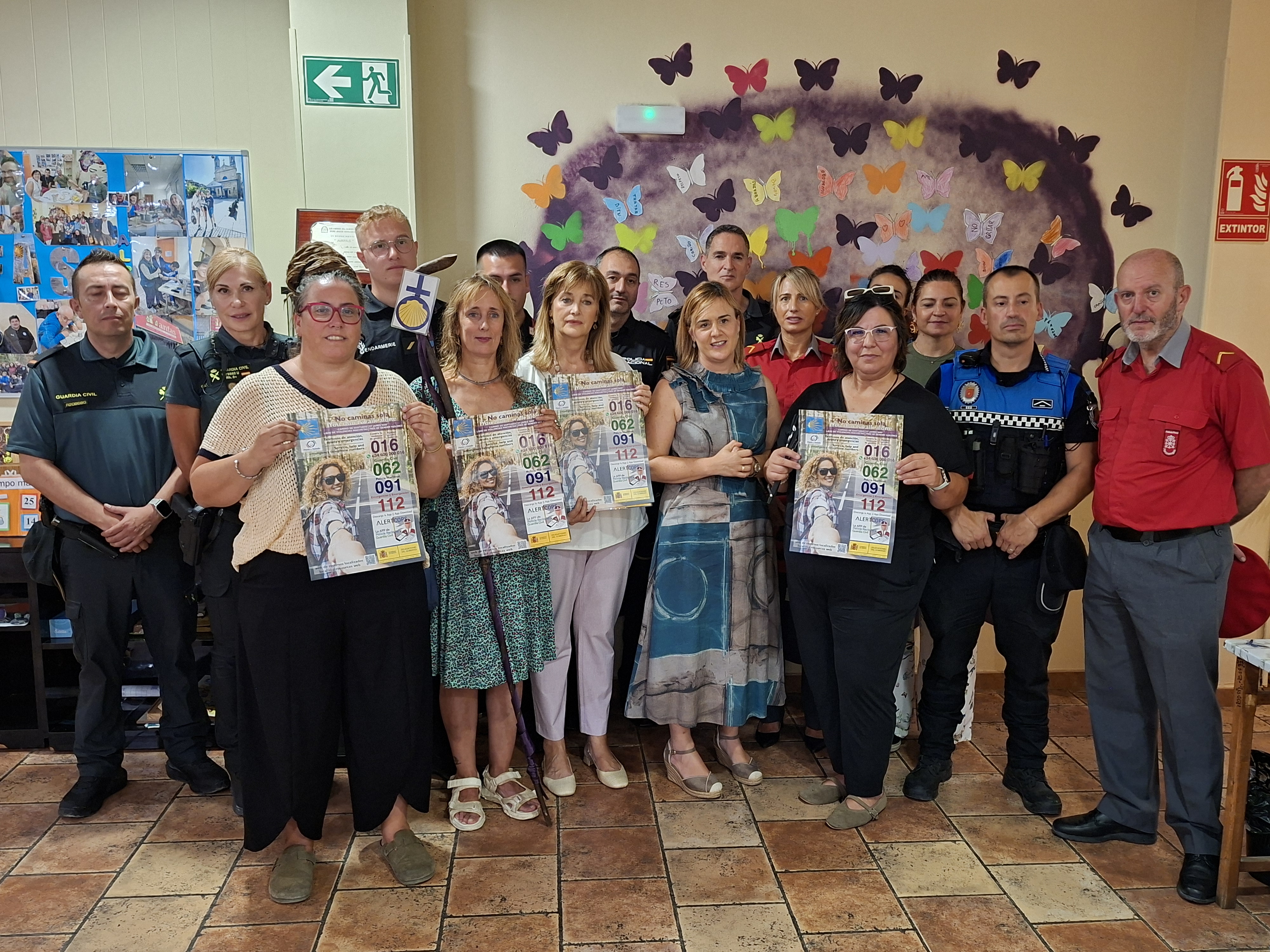 Foto de grupo en el albergue de Anfas en Estella