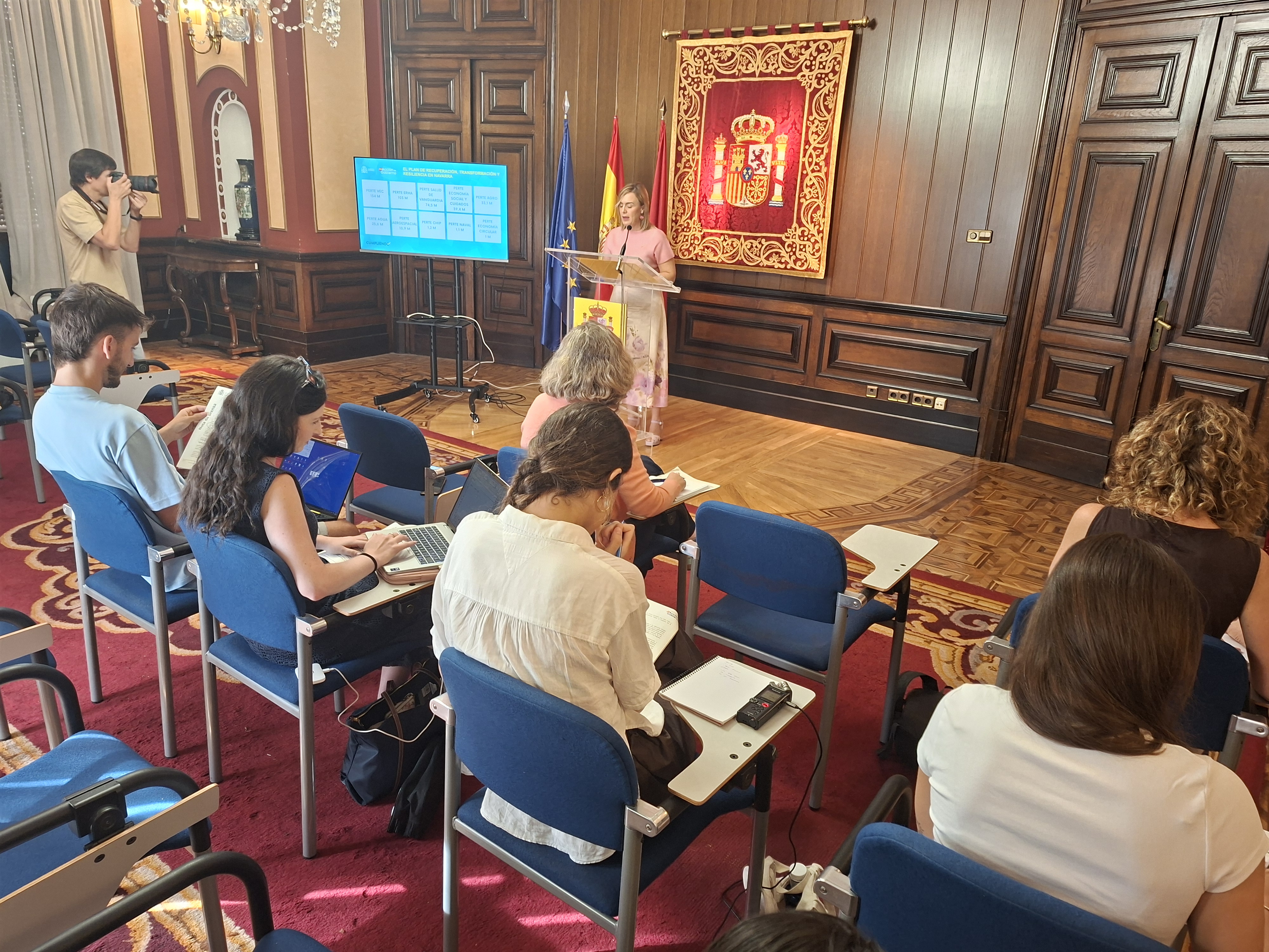 Rueda de prensa de la delegada del Gobierno en Navarra