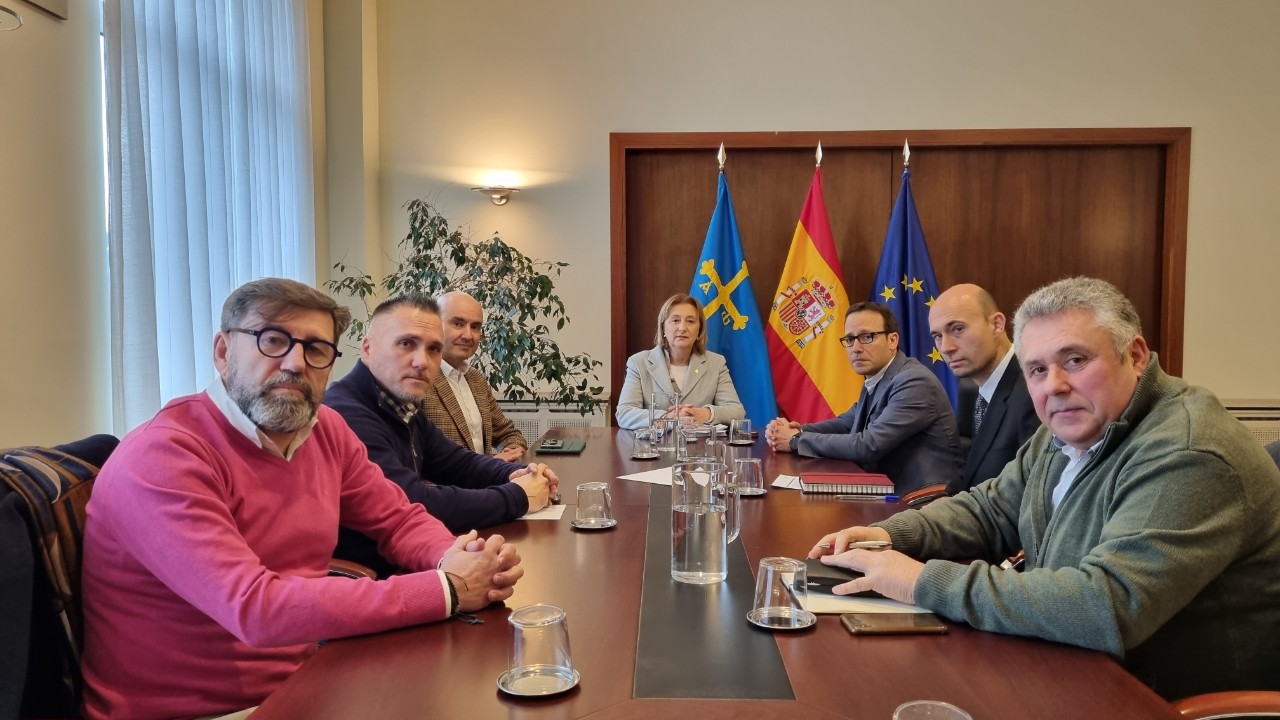 Adif works to expedite the conclusion of the extension of the lower pass of Nicolás Soria Street, in Oviedo