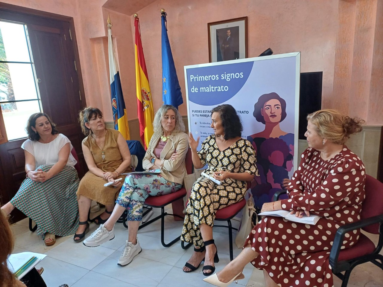 The Island Directorate in Fuerteventura gives voice to the problems of migrant women in a new day of its "Meetings with the presence of women"