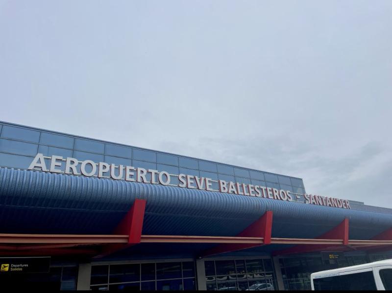 Transportes highlights that the Seve Ballestries-Santander Airport will have 29 destinations in the summer season