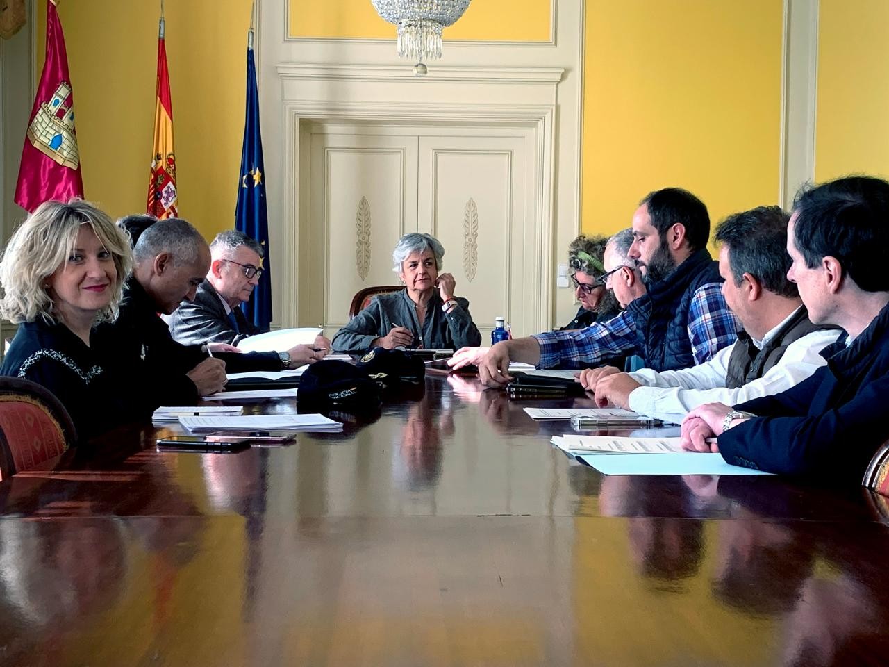 The Subdelegate of the Government in Cuenca chairs the meeting of the Provincial Working Group between the Labour Inspectorate and the State Security Forces and Corps