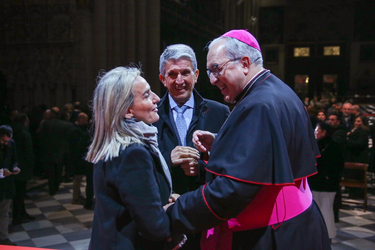 Presentation Commemoration VIII Centenary Cathedral of Toledo