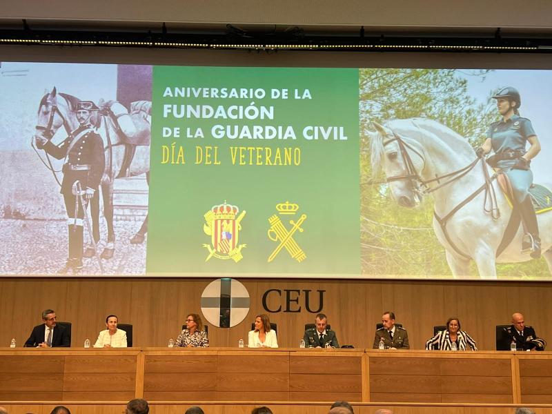 The Government delegate presides over the commemoration of the 179 anniversary of the founding of the Civil Guard