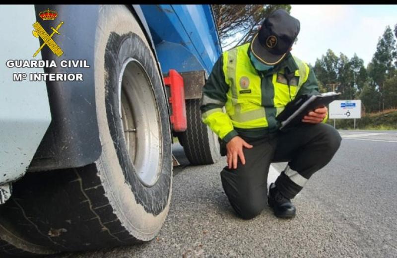 The DGT activates in Galicia an intensive monitoring plan for tyres and lights to insist on the importance of their proper maintenance