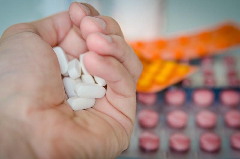 The Government Delegation in Galicia values the renewal of the agreement between the Ministry of Health and the Xunta to reduce the consumption of antibiotics in Galician public health