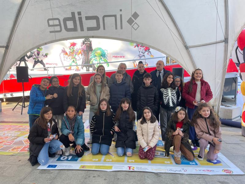 Emilio González promotes the initiatives of the Government to “raise awareness, sensitize, educate, promote and disseminate in the field of cybersecurity”