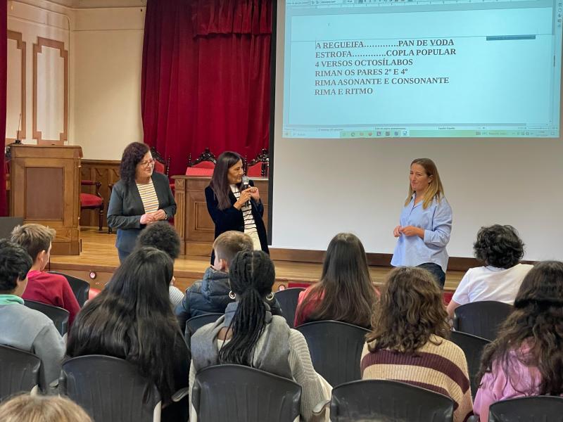 Isabel Rodríguez highlights the power of improvised ‘regueifas’ for youth reflection on male violence and gender equality through music and language