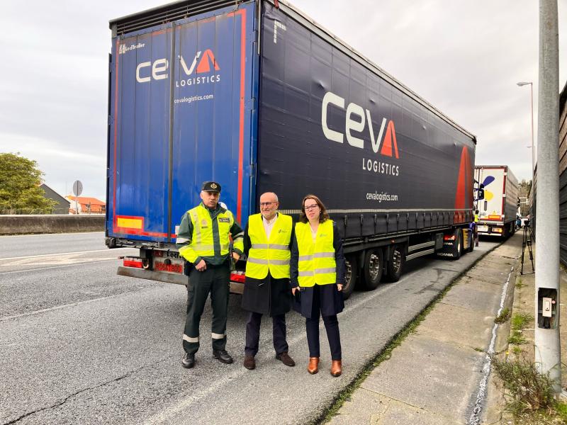 Abel Losada calls attention to truck and bus safety at the start of a new road safety campaign