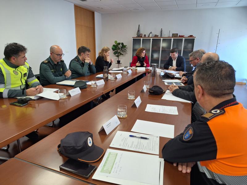 María Rivas highlights in Boiro the work of the Civil Guard and Local Police that allowed to reduce by 8% the crime rate in the last year