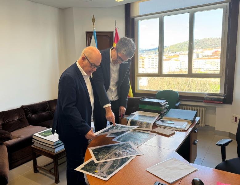 Eladio Santos analyzes the improvements that are being carried out on the state roads in the province of Ourense