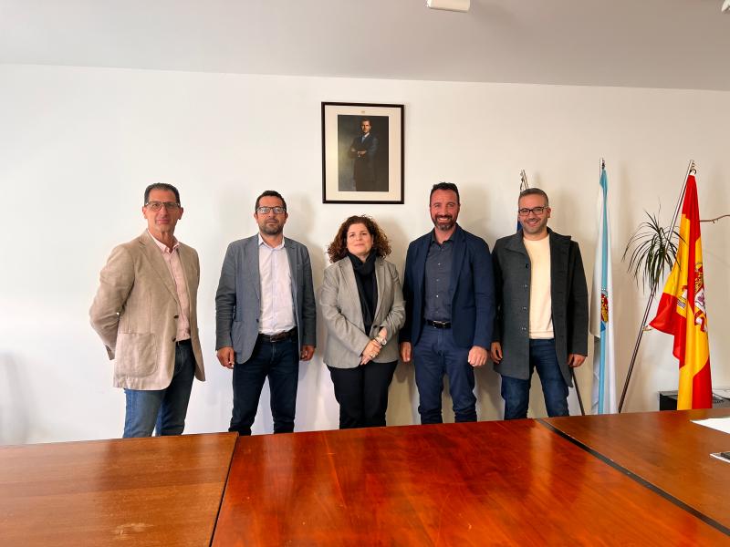 María Rivas recalls in Mazaricos that 100% of the province is covered with internet via satellite, “a fulfilled commitment of the Government to the rural”