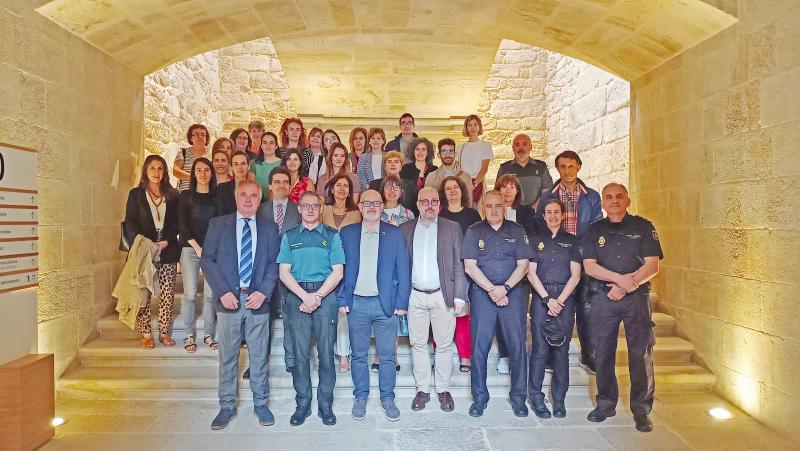 The Subdelegation of the Government in Ourense organizes an open day and a guided visit to the Nós Library