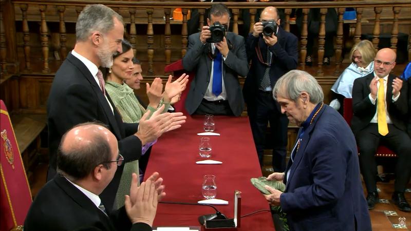 Francisco Martín attends the award “Miguel de Cervantes” 2022 to the poet Rafael Cadena, presided over by SS.MM. The Kings in Alcalá de Henares