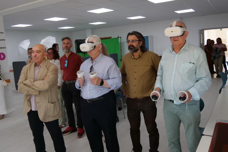 The IES ‘Enrique Nieto’ launches a classroom of new technologies adapted to Vocational Training