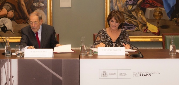 Signing of agreement for the celebration of the Museum, War and Postwar Congress