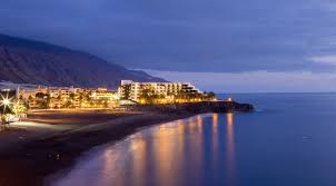 BOOSTING THE RECONSTRUCTION OF THE ISLAND OF LA PALMA WITH STARMUS
