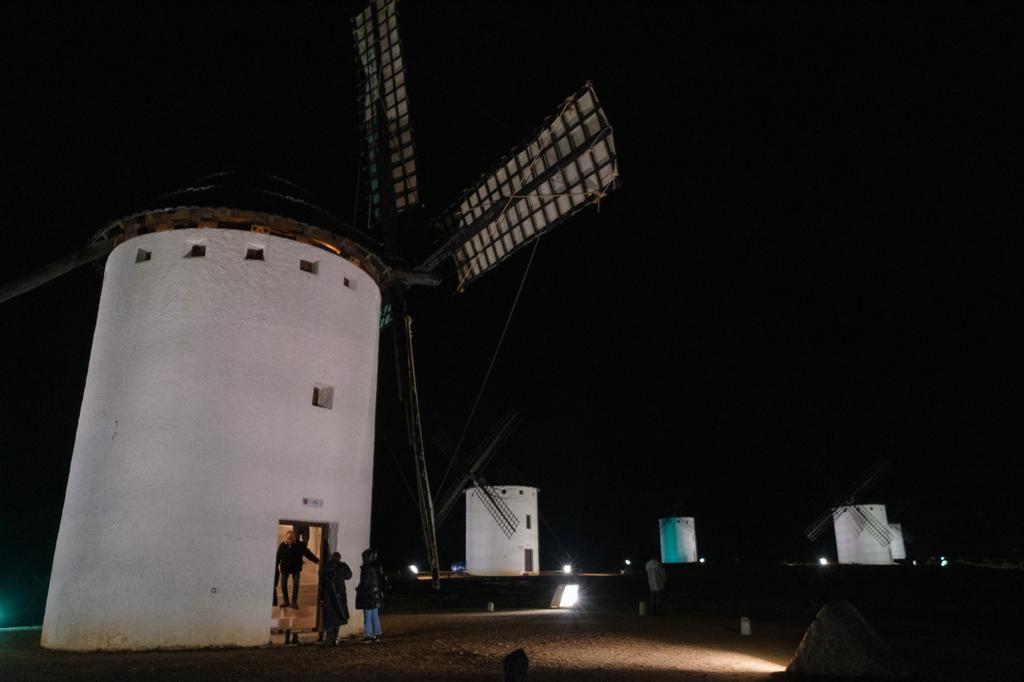 Inauguration of the artistic lighting of the historic mills of Campo de Criptana