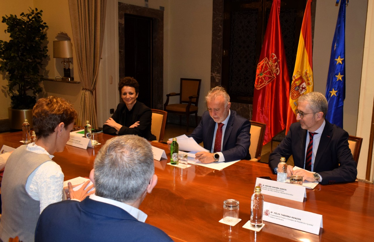 Meeting with the president of the Foral Community of Navarre