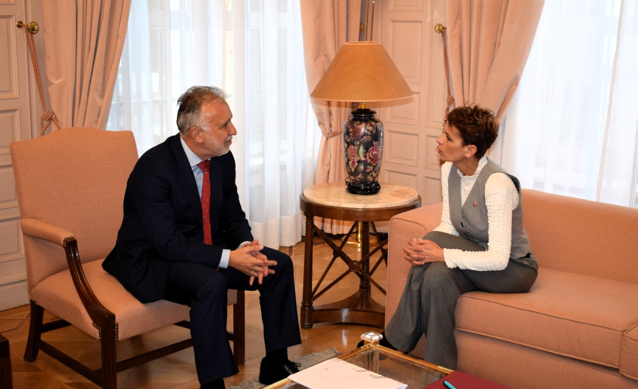 Meeting with the president of the Foral Community of Navarre