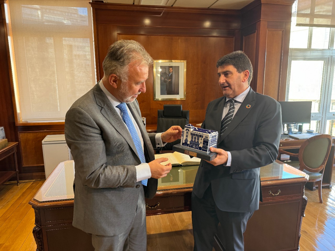 Meeting with the delegate of the Spanish Government in Galicia