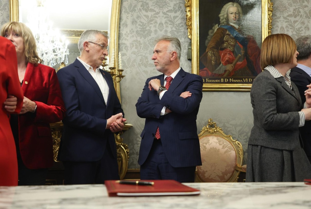 Signing of the agreement to begin the reform of LORAFNA