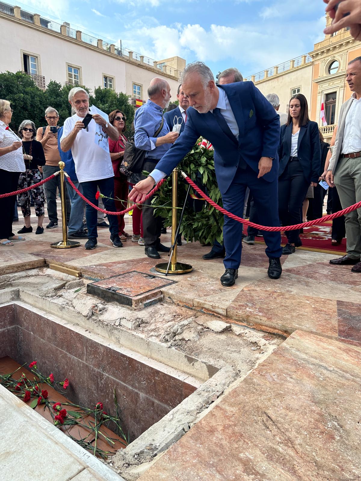 Act of reinhumation of the remains of ‘Los Coloraos’