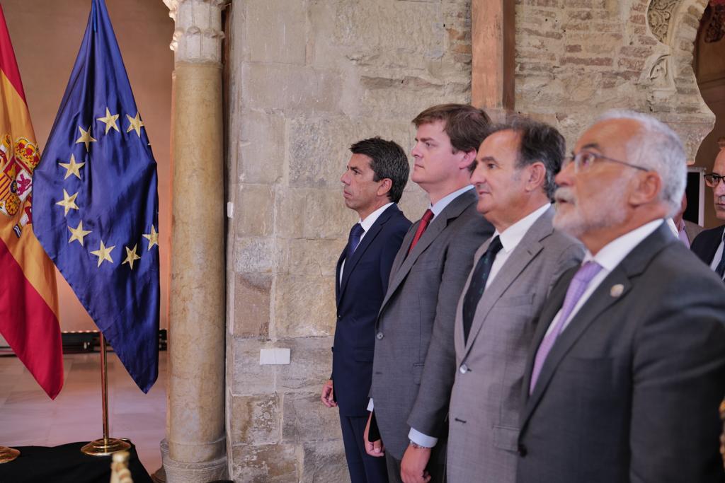 The Government of Spain attends the investiture of the new President of Aragon