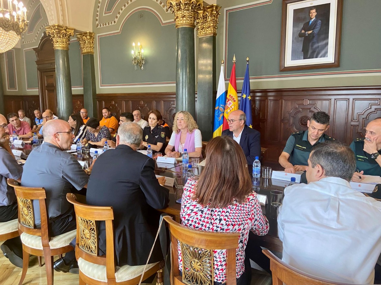 Gobernu Ordezkaritzak eta Terorko Udalak 2023ko Pinuaren Jaietako segurtasun-dispositiboa koordinatu dute Administrazio autonomikoarekin eta toki-administrazioarekin
